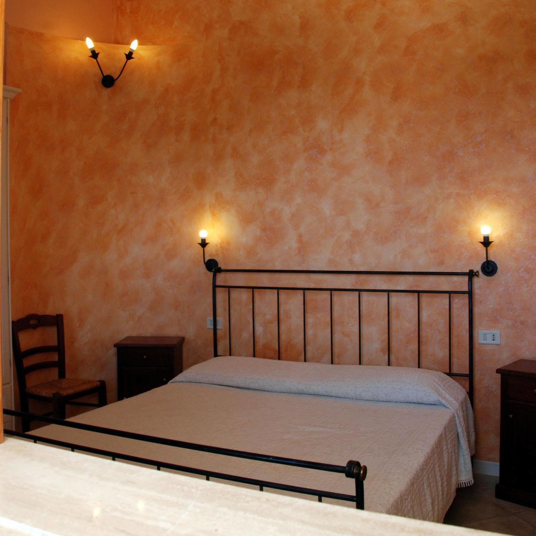 Villa Fiori Beach เมนฟี ภายนอก รูปภาพ